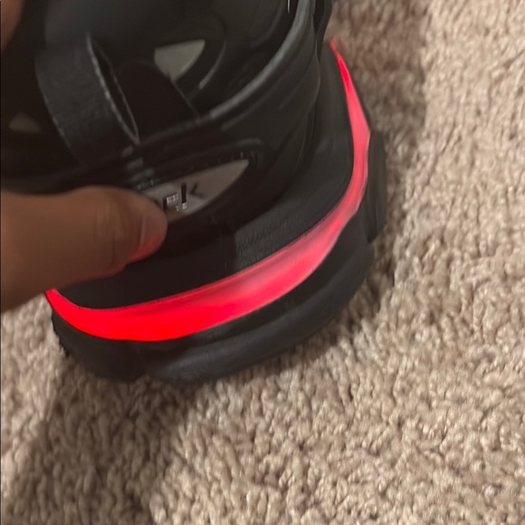 Balenciaga Black Men's Shoes - Picture 5 of 5